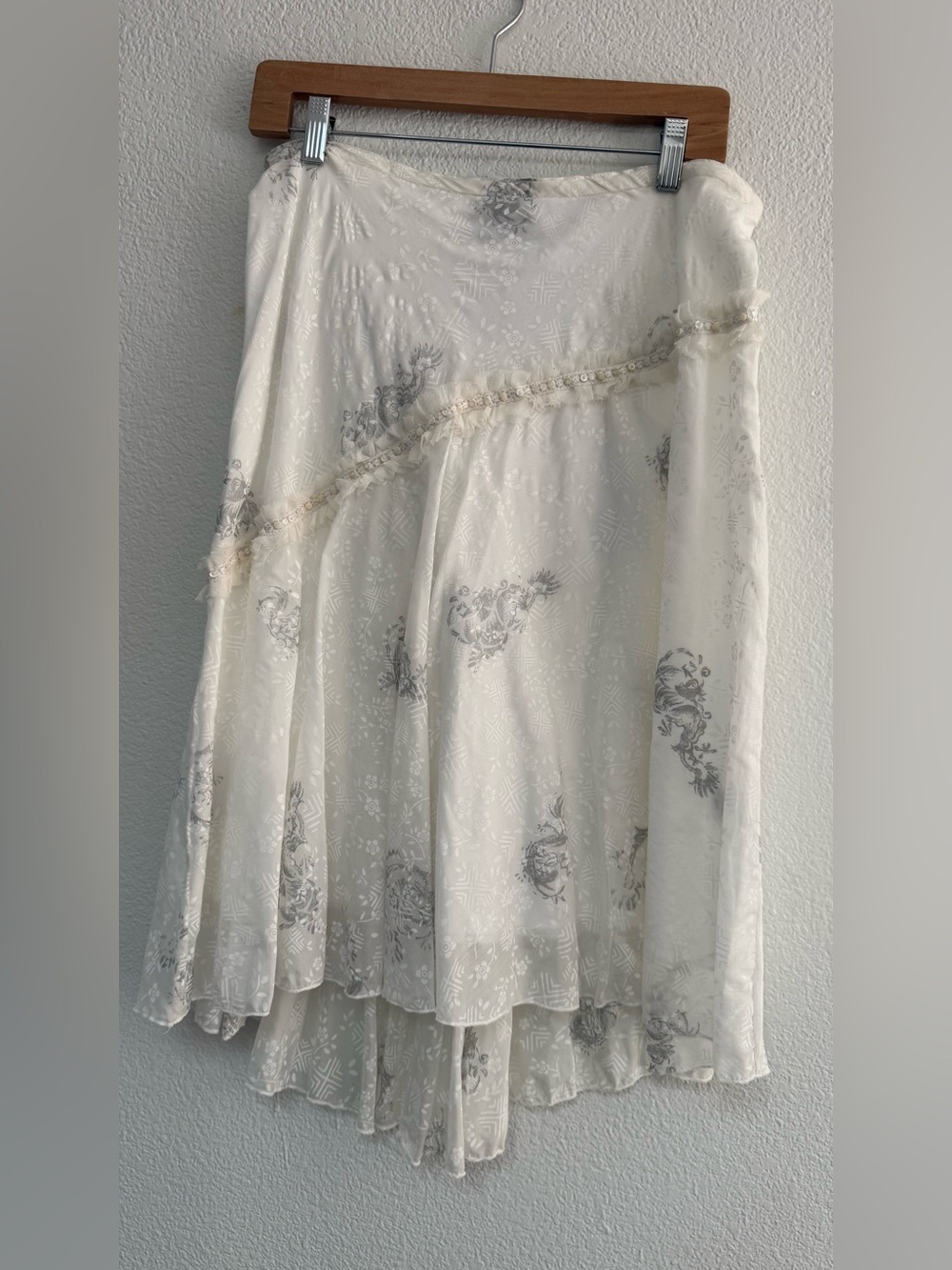 Twin-Set Cream High-Low Floral Tiered Skirt with Gray Print